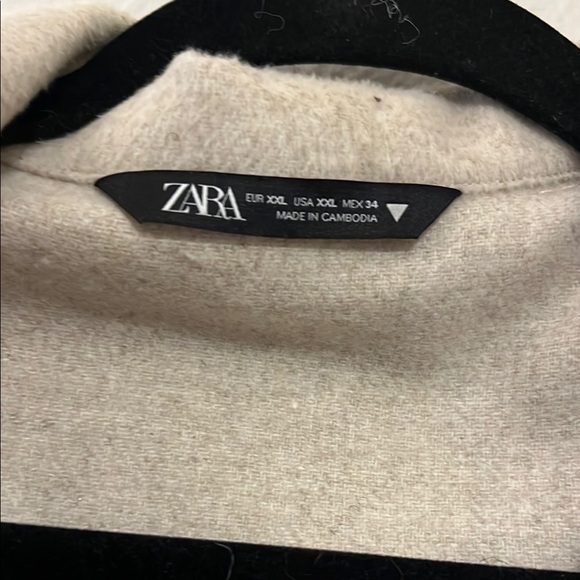Zara Beige Zip-Up Jacket - Picture 3 of 5